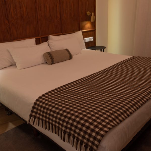 Manta de pastor <span class="notranslate"> (Tapaboques)</span> - Imatge 5