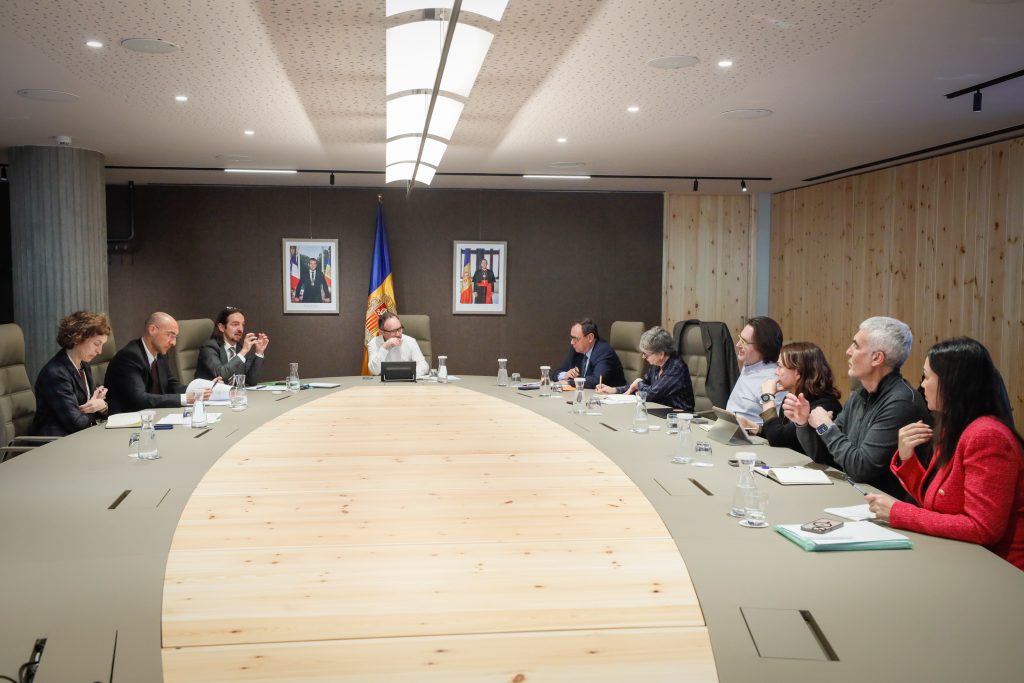 CESPHOTO T4A8972 llana ovella Andorra artesania